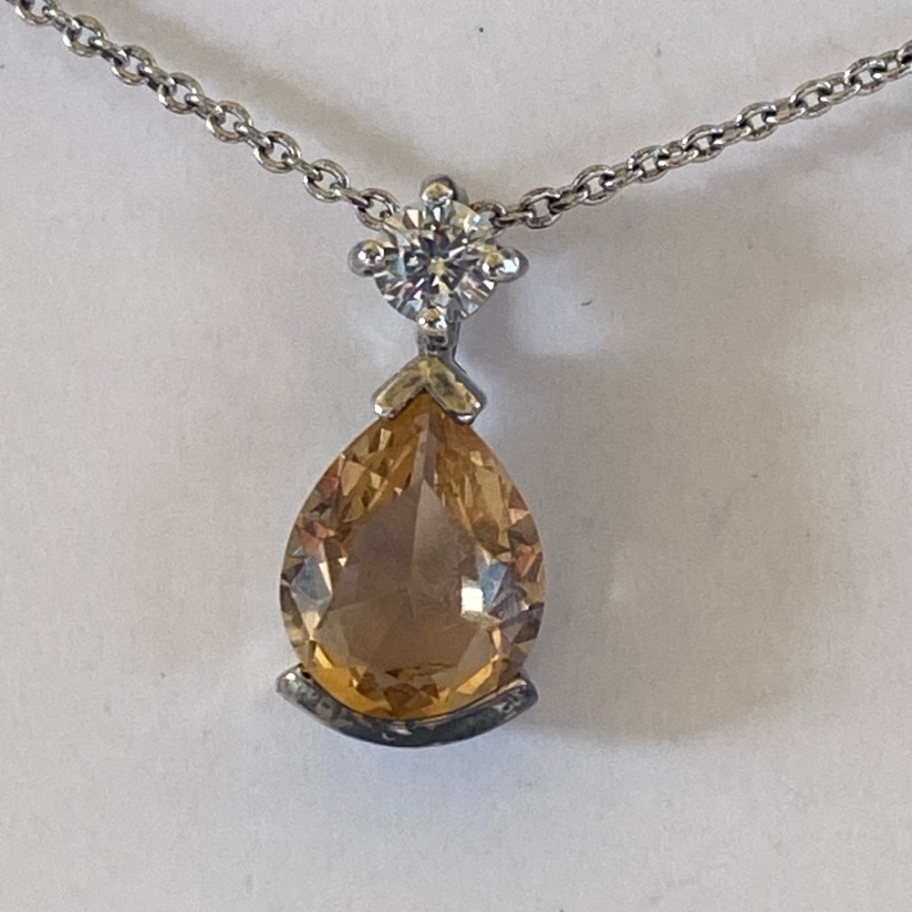 Brand new in box Colorado topaz necklace